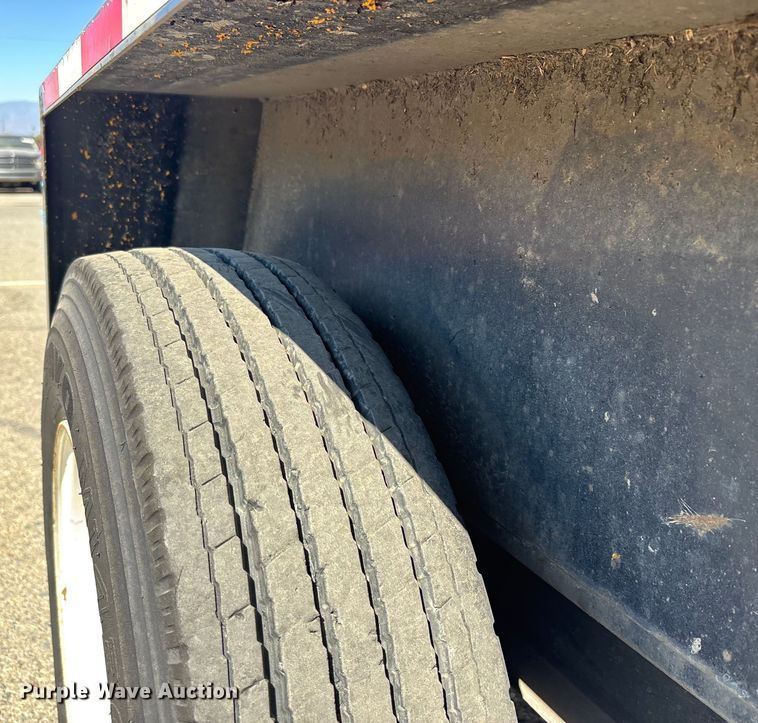 image for item YA0975 2018 Towmaster T-16DT tilt deck equipment trailer