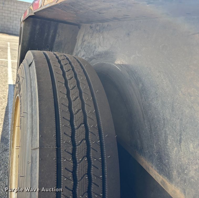 image for item YA0975 2018 Towmaster T-16DT tilt deck equipment trailer