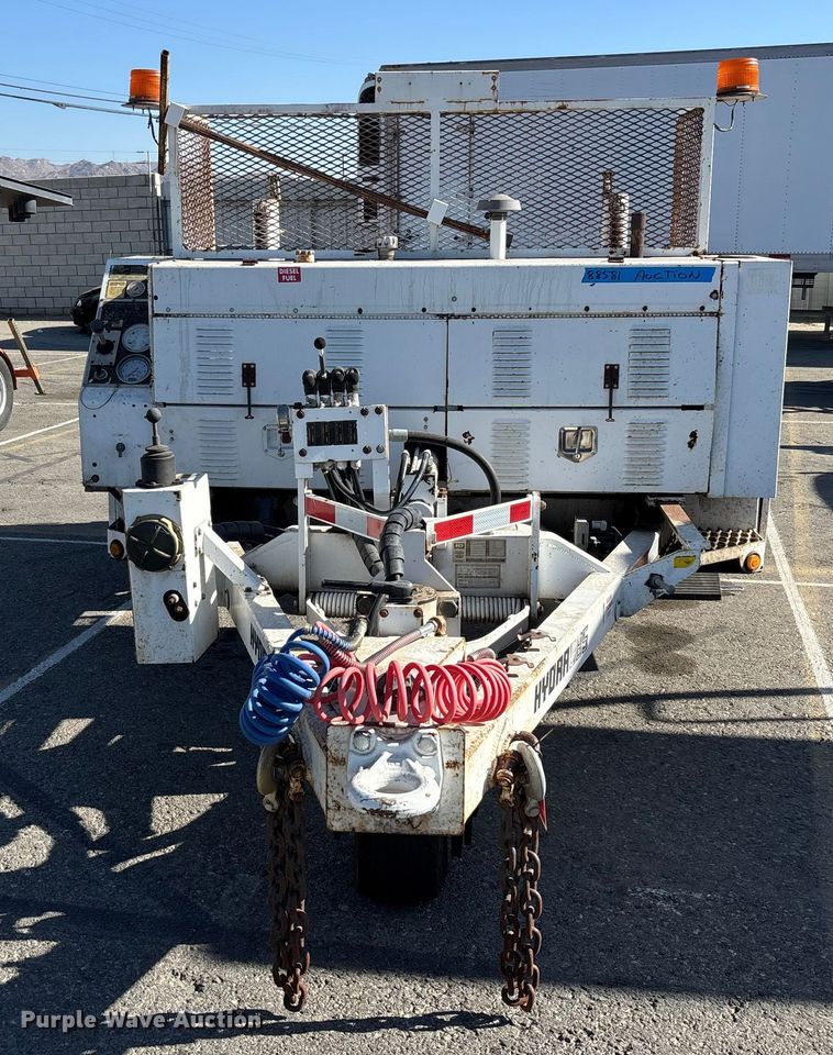 image for item YA0976 2009 Hogg & Davis HYDRA-985 cable puller trailer