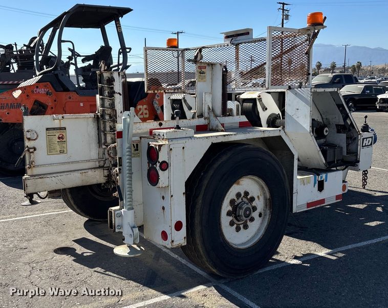 image for item YA0976 2009 Hogg & Davis HYDRA-985 cable puller trailer