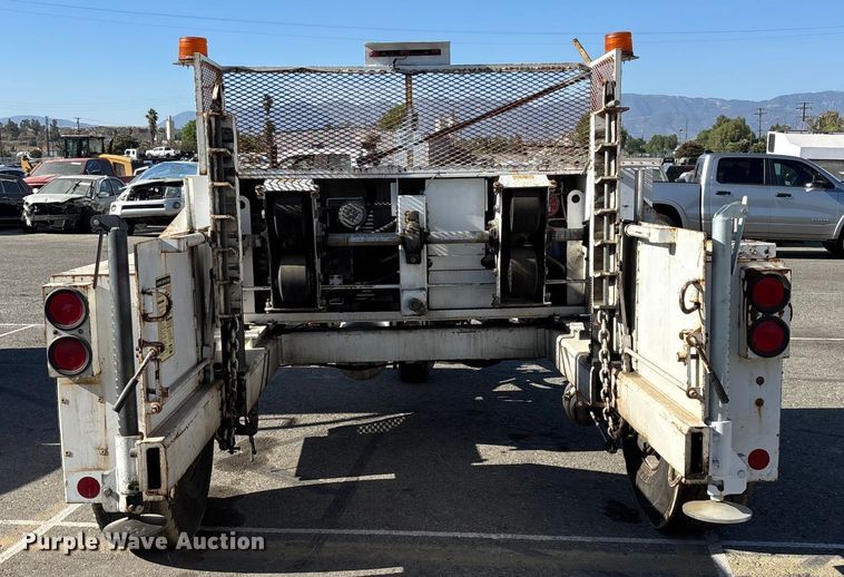 image for item YA0976 2009 Hogg & Davis HYDRA-985 cable puller trailer