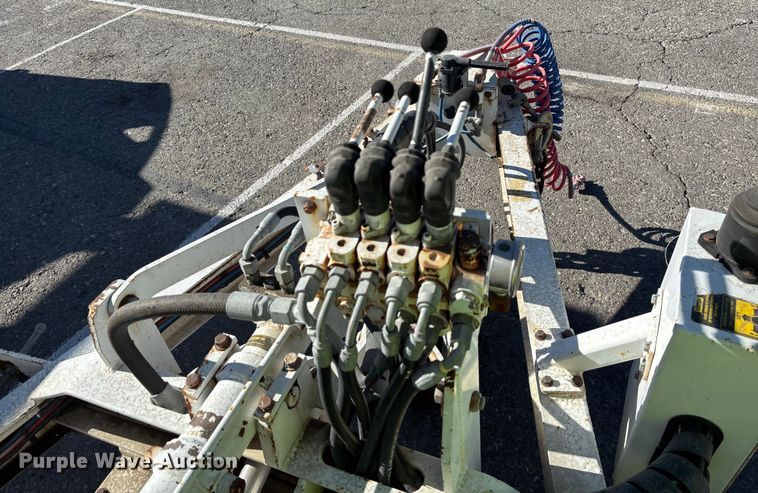 image for item YA0976 2009 Hogg & Davis HYDRA-985 cable puller trailer