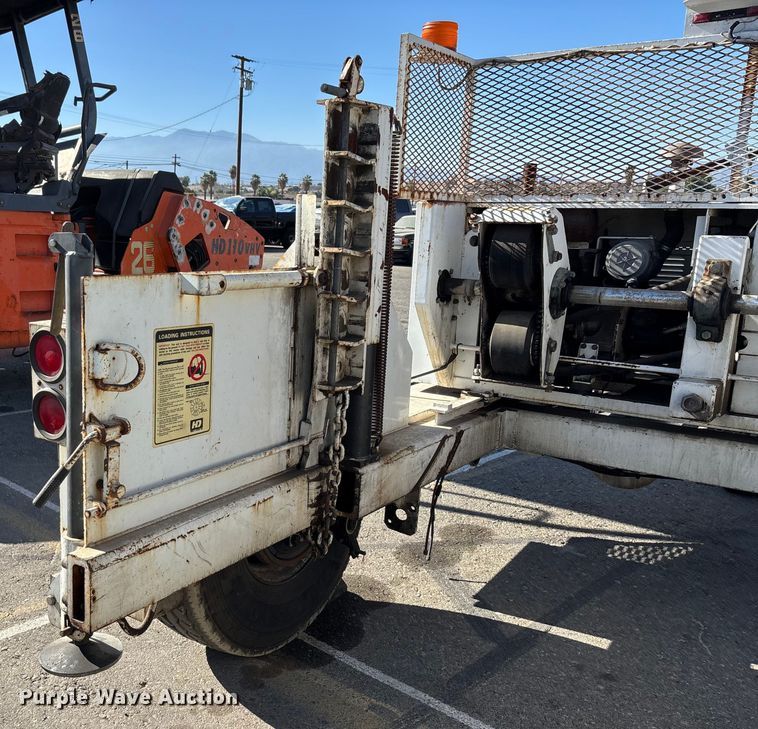 image for item YA0976 2009 Hogg & Davis HYDRA-985 cable puller trailer