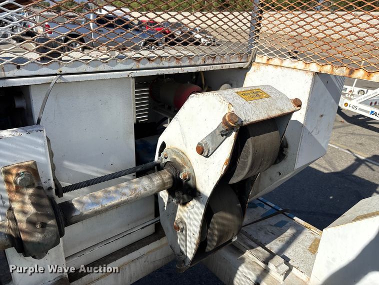 image for item YA0976 2009 Hogg & Davis HYDRA-985 cable puller trailer