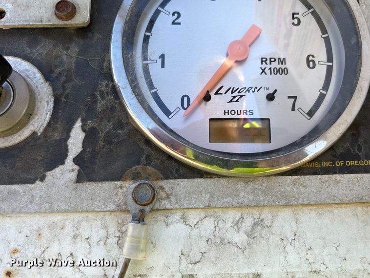 image for item YA0976 2009 Hogg & Davis HYDRA-985 cable puller trailer