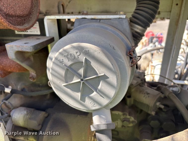 image for item YA0976 2009 Hogg & Davis HYDRA-985 cable puller trailer