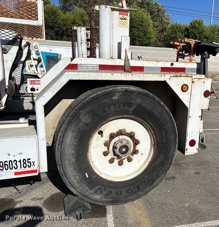 image for item YA0976 2009 Hogg & Davis HYDRA-985 cable puller trailer