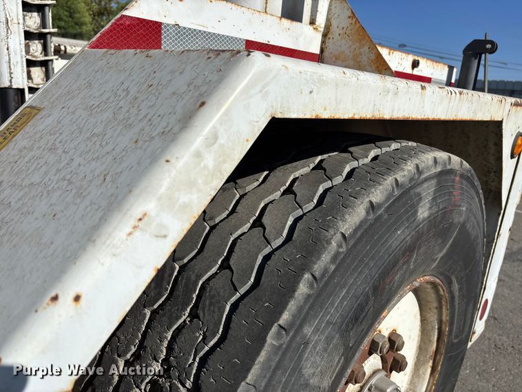 image for item YA0976 2009 Hogg & Davis HYDRA-985 cable puller trailer