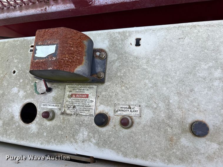 image for item YA0979 2013 Peterbilt 365 crane truck