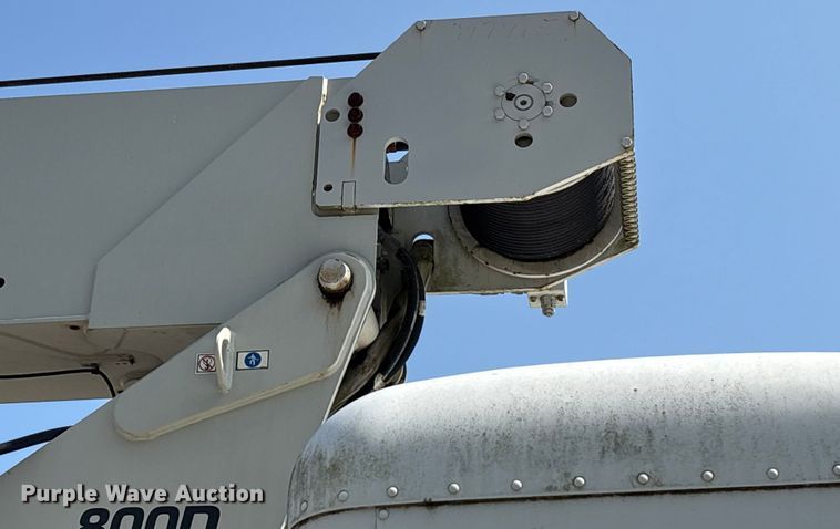 image for item YA0979 2013 Peterbilt 365 crane truck