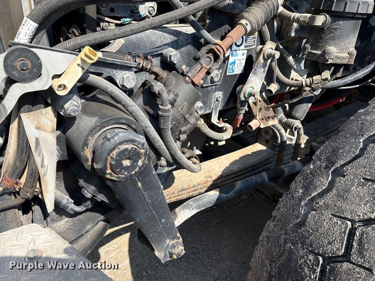 image for item YA0979 2013 Peterbilt 365 crane truck