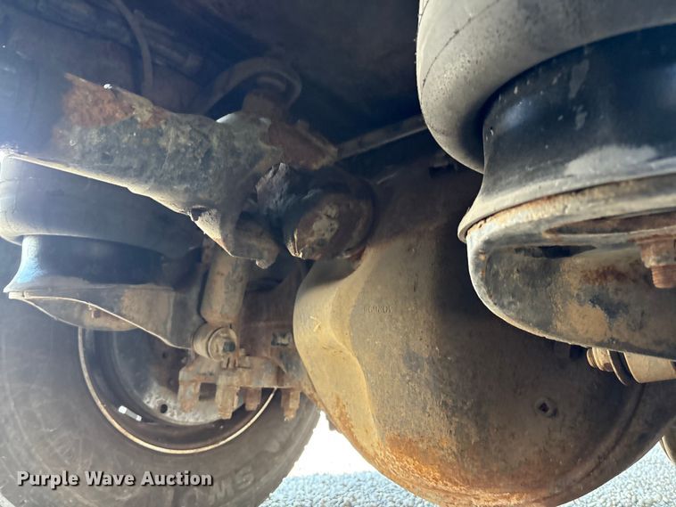 image for item YA0979 2013 Peterbilt 365 crane truck