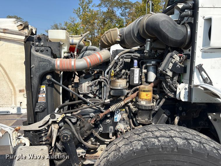 image for item YA0979 2013 Peterbilt 365 crane truck