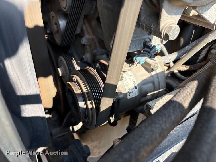 image for item YA0979 2013 Peterbilt 365 crane truck