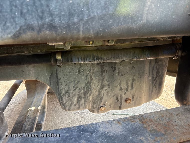 image for item YA0979 2013 Peterbilt 365 crane truck