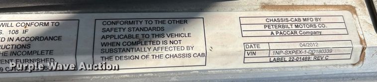 image for item YA0979 2013 Peterbilt 365 crane truck