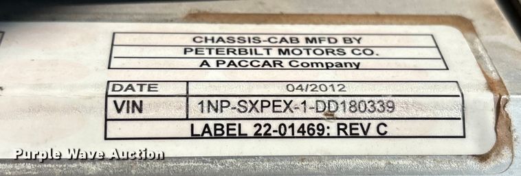 image for item YA0979 2013 Peterbilt 365 crane truck