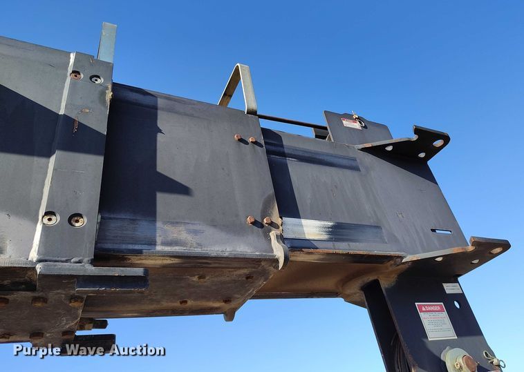 image for item YA0980 2011 Peterbilt 365 crane truck