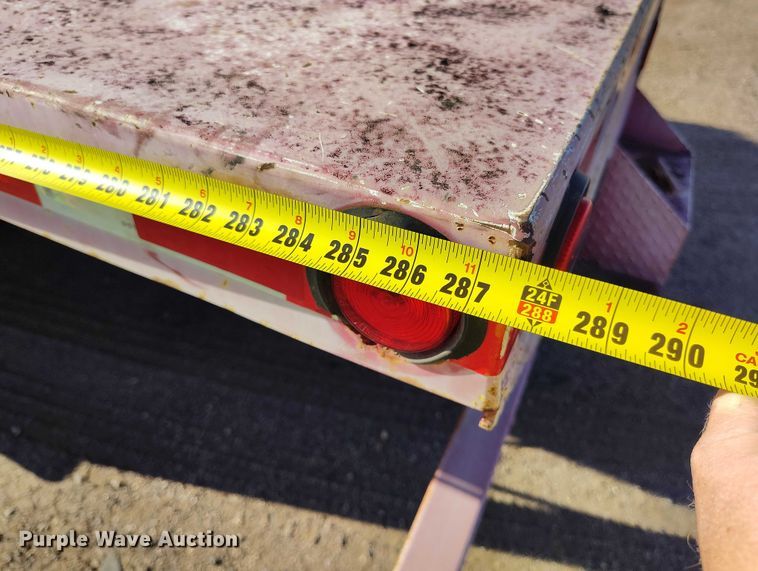 image for item YA0980 2011 Peterbilt 365 crane truck