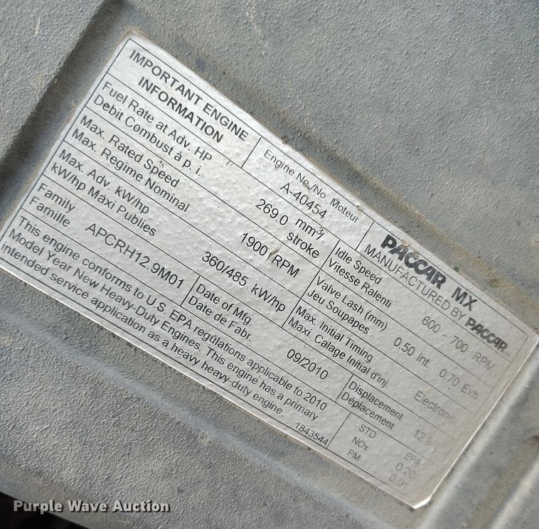 image for item YA0980 2011 Peterbilt 365 crane truck