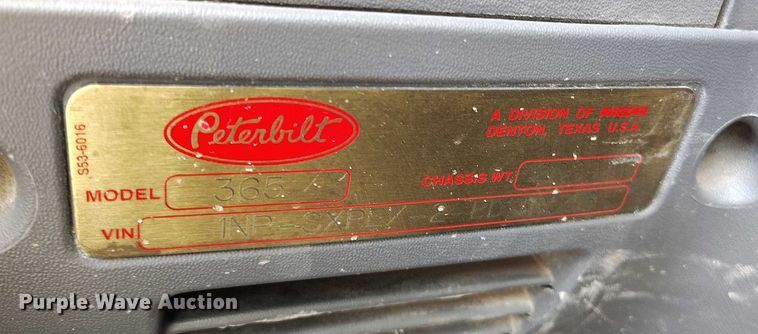 image for item YA0980 2011 Peterbilt 365 crane truck