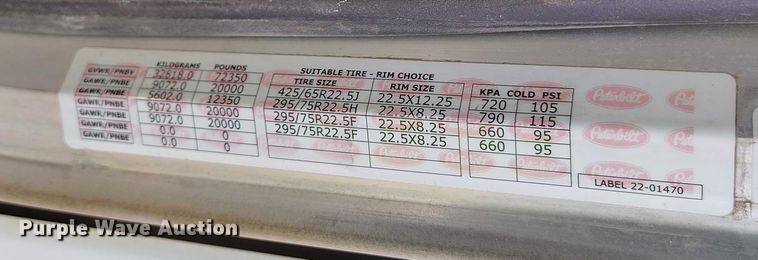 image for item YA0980 2011 Peterbilt 365 crane truck