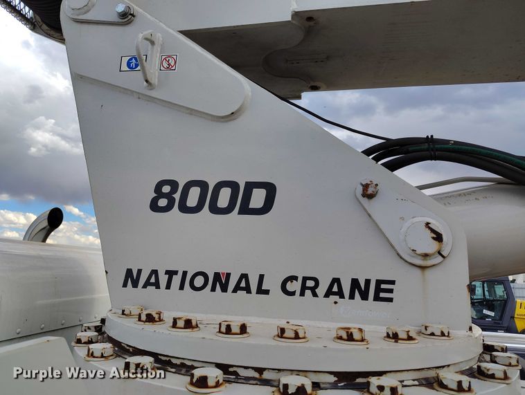 image for item YA0981 2013 Peterbilt  365 crane truck