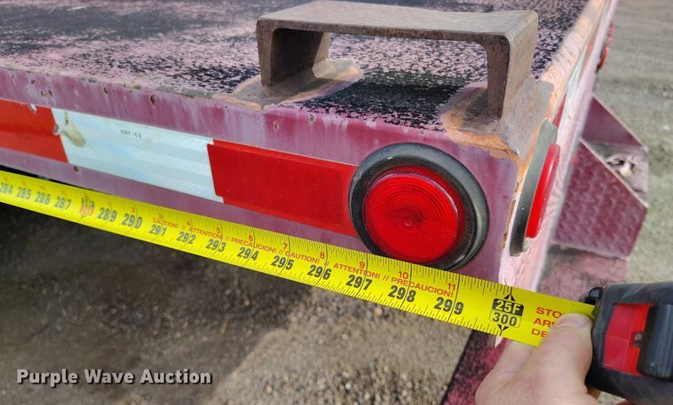 image for item YA0981 2013 Peterbilt  365 crane truck