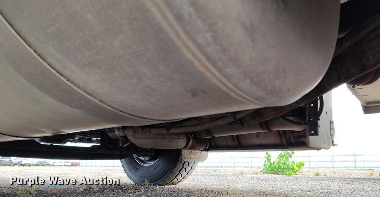 image for item YA0981 2013 Peterbilt  365 crane truck