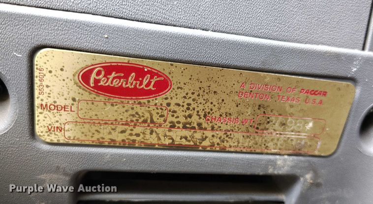 image for item YA0981 2013 Peterbilt  365 crane truck