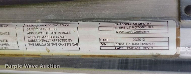 image for item YA0981 2013 Peterbilt  365 crane truck