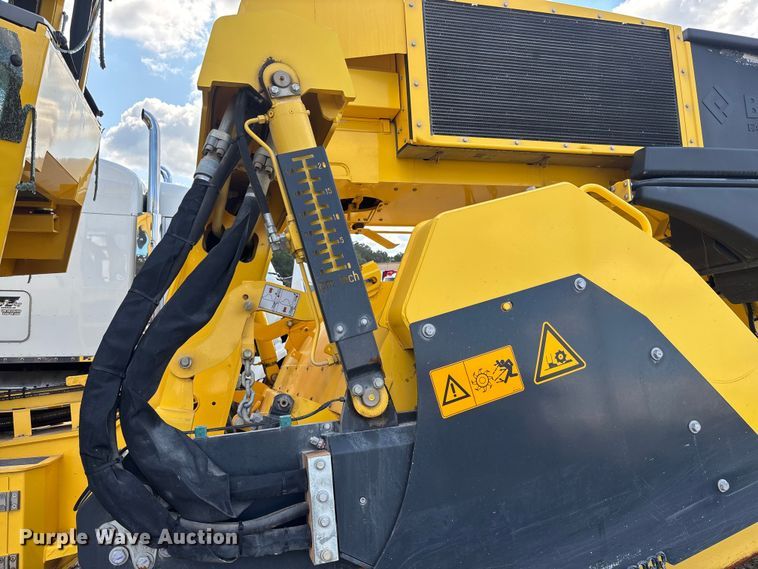 image for item YA1026 2023 Bomag RS460 reclaimer
