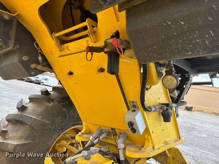 image for item YA1026 2023 Bomag RS460 reclaimer