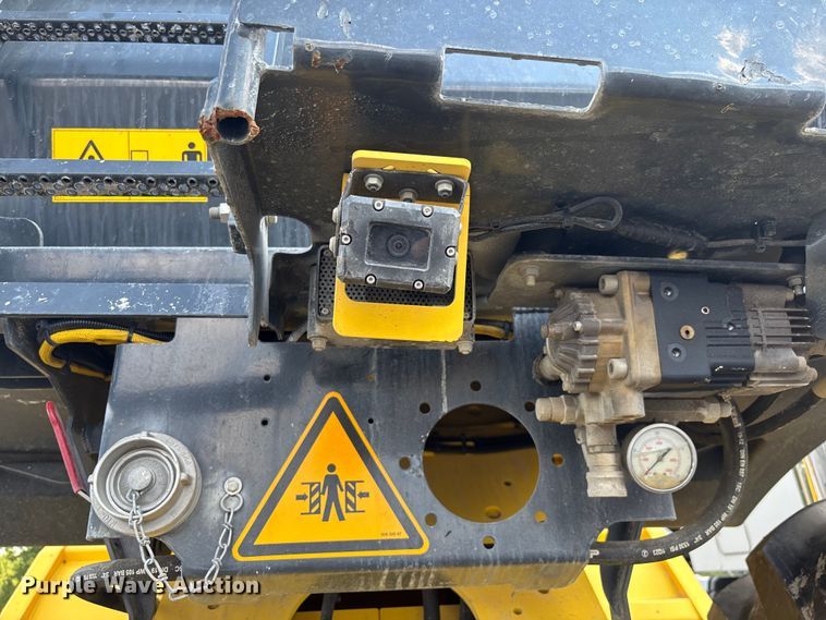 image for item YA1026 2023 Bomag RS460 reclaimer