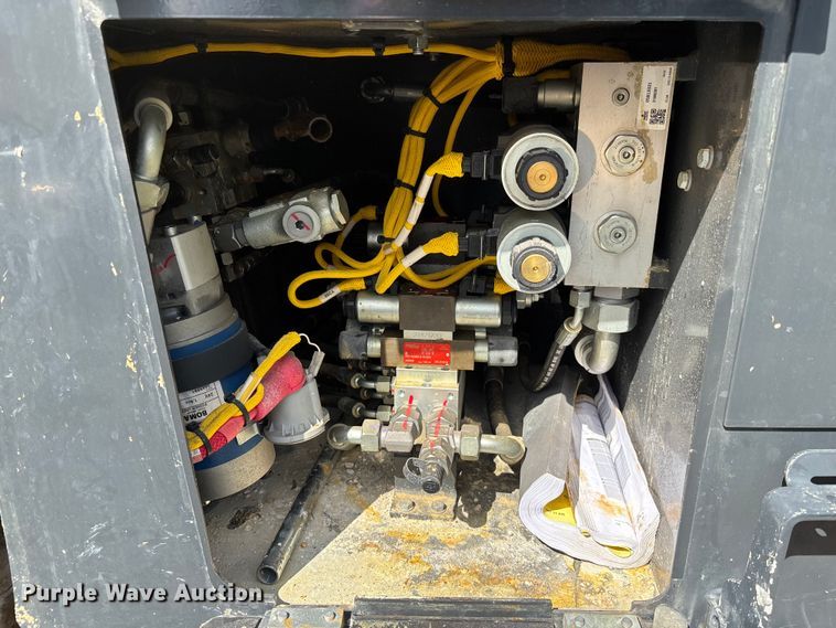 image for item YA1026 2023 Bomag RS460 reclaimer