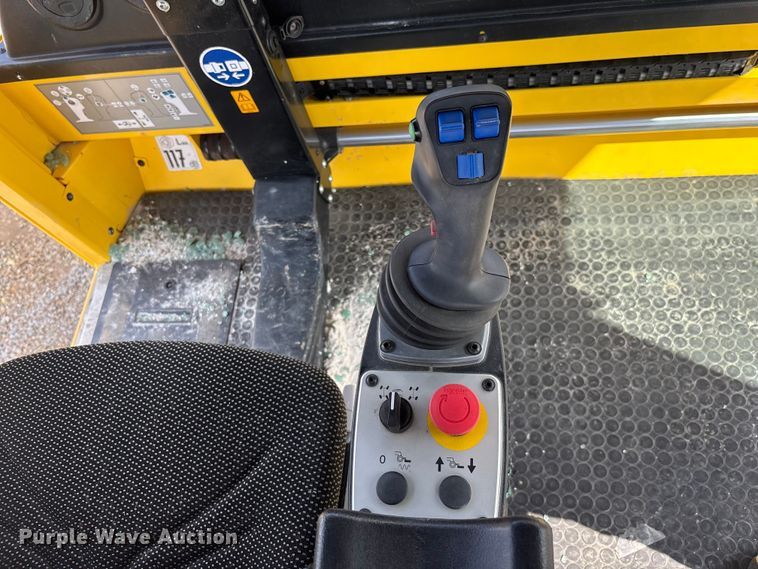 image for item YA1026 2023 Bomag RS460 reclaimer