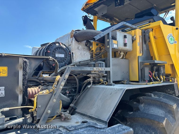 image for item YA1026 2023 Bomag RS460 reclaimer