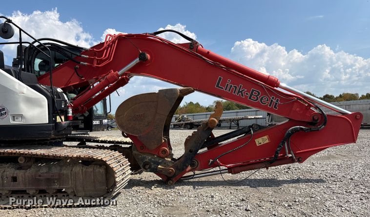 image for item YA1027 2019 Link-Belt 245X4 LC excavator