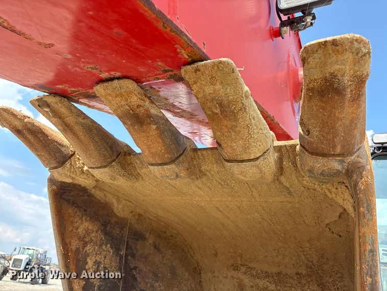 image for item YA1027 2019 Link-Belt 245X4 LC excavator