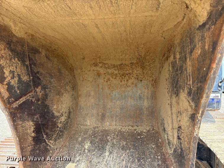 image for item YA1027 2019 Link-Belt 245X4 LC excavator