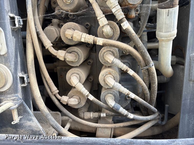 image for item YA1027 2019 Link-Belt 245X4 LC excavator