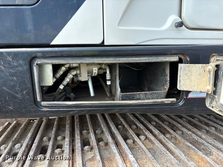 image for item YA1027 2019 Link-Belt 245X4 LC excavator