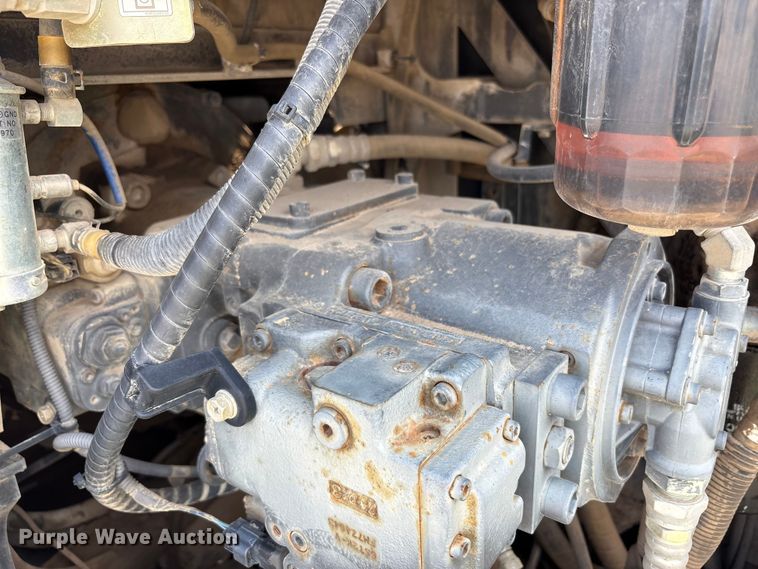 image for item YA1027 2019 Link-Belt 245X4 LC excavator