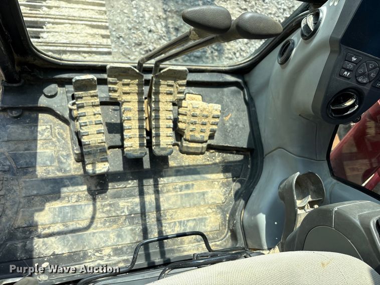 image for item YA1027 2019 Link-Belt 245X4 LC excavator