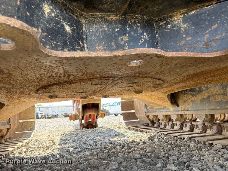 image for item YA1027 2019 Link-Belt 245X4 LC excavator