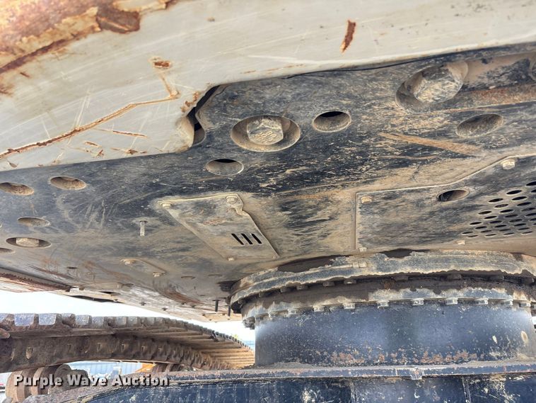 image for item YA1027 2019 Link-Belt 245X4 LC excavator