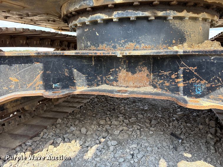 image for item YA1027 2019 Link-Belt 245X4 LC excavator