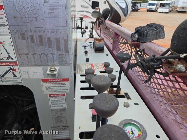 image for item YA1101 2012 Peterbilt 365 crane truck