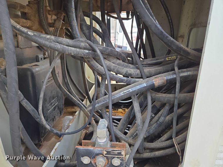 image for item YA1101 2012 Peterbilt 365 crane truck