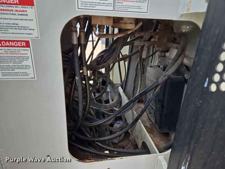 image for item YA1101 2012 Peterbilt 365 crane truck